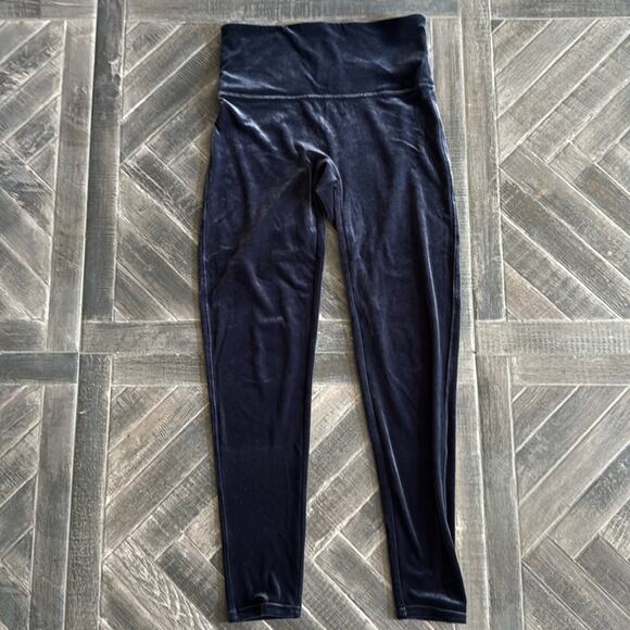 Spanx Navy Blue Velvet Leggings - Size L - Picture 3 of 4